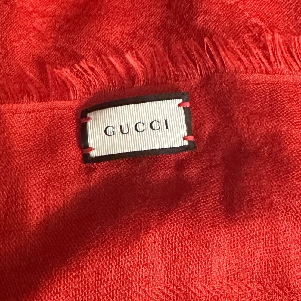 GUCCI Monogram GG Scarf - Picture 4 of 6